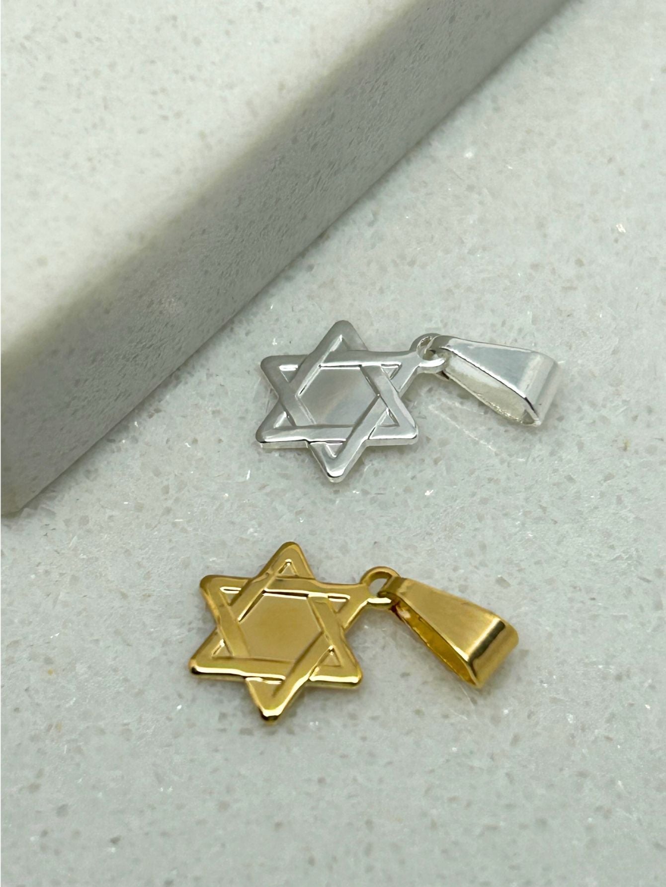 PINGENTE ESTRELA DE DAVI