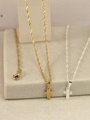 Trocar imagem Colar de Semi Joias com Pingente de Cruz 1